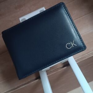 Calvin Klein Men's Navy Leather Card Holder
